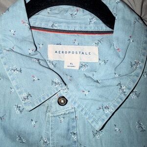 Aeropostale Men's Light Blue Floral Button Down Shirt